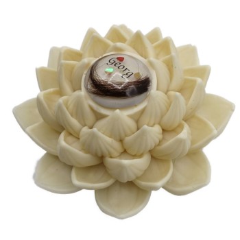 aumm26-2-muttermilch-deko-lotus-blume.jpg